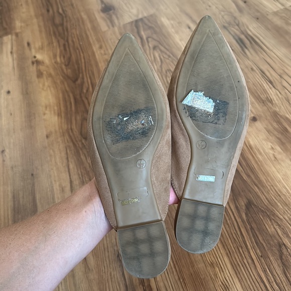 Lulus pointed toe mules. - Picture 4 of 4